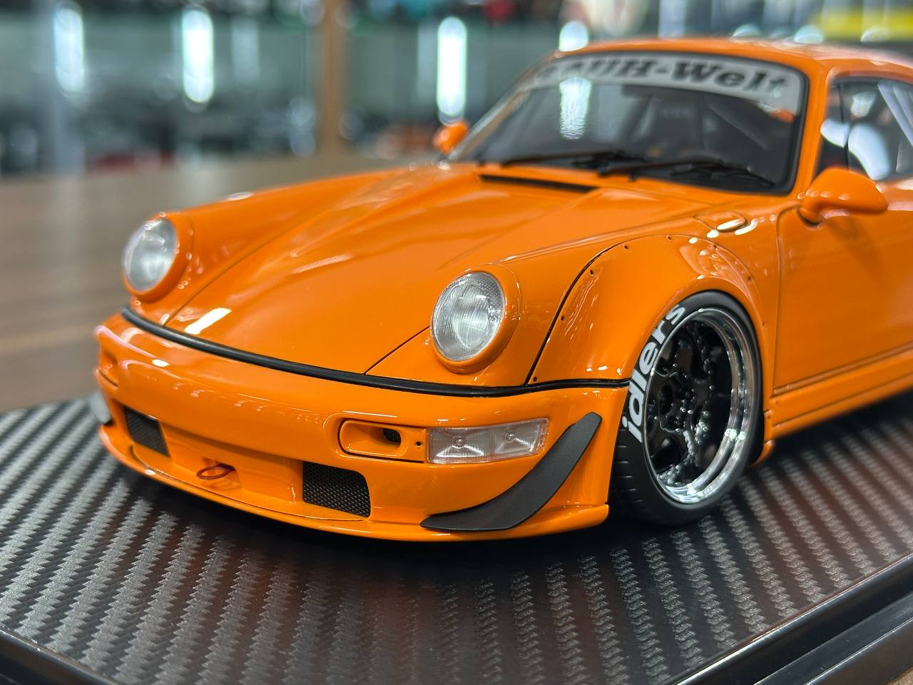 1/18 Resin Ignition Model Porsche 964 RWB – Orange