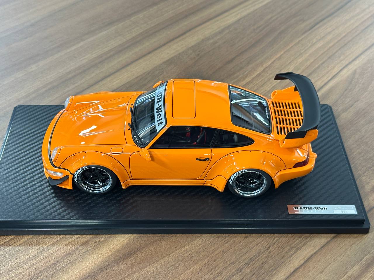 1/18 Resin Ignition Model Porsche 964 RWB – Orange