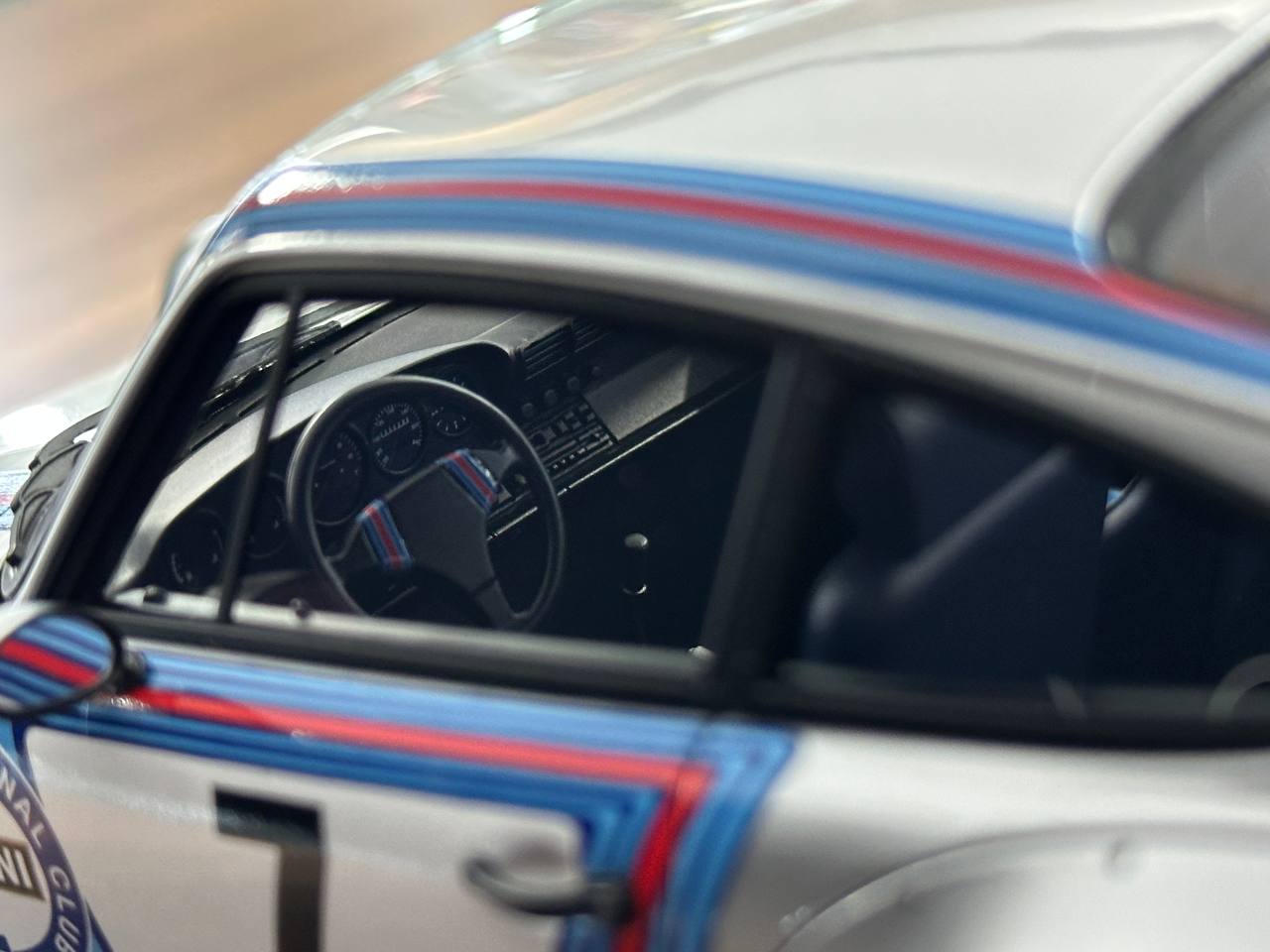 1/18 Resin Ignition Model Porsche 964 RWB #7 – Martini Silver/Yellow (Limited Edition)🚨