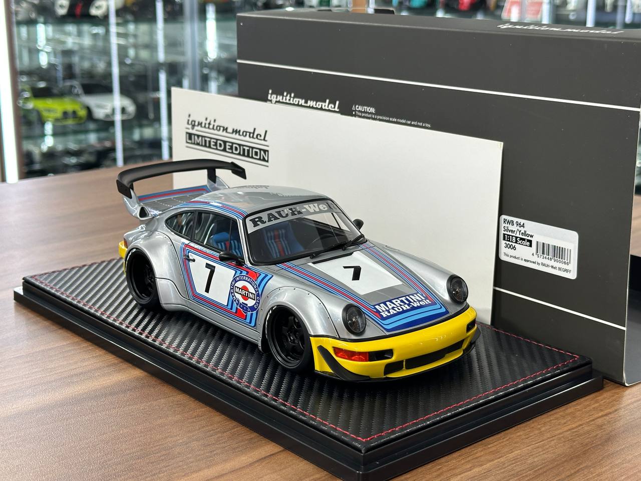 1/18 Resin Ignition Model Porsche 964 RWB #7 – Martini Silver/Yellow (Limited Edition)🚨