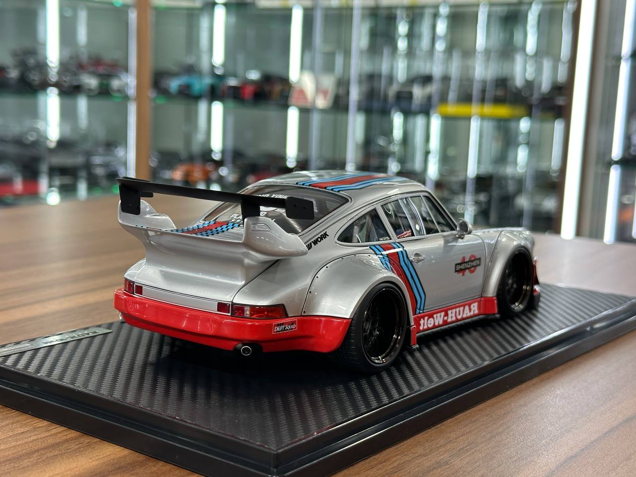 1/18 Resin Ignition Model Porsche 930 RWB #40 Shenzhen – Silver/Red