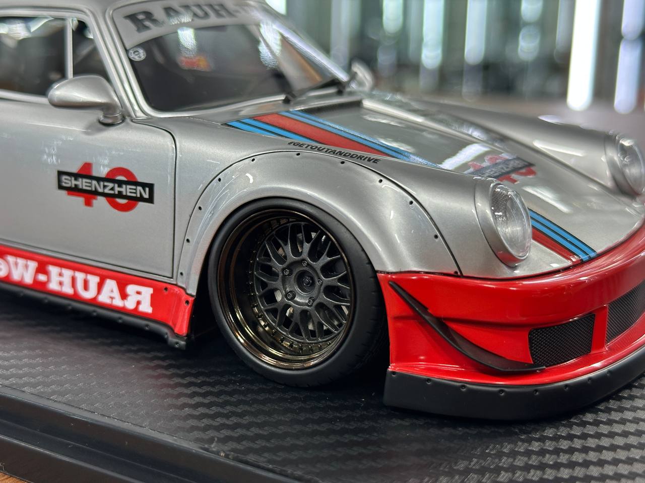 Porsche 930 RWB #40 Shenzhen Silver/Red Resin Model – dturman.com
