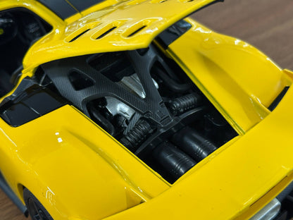 1/18 Diecast Bburago Ferrari F80 in Yellow