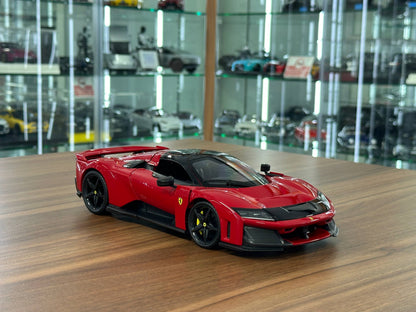 1/18 Diecast Bburago Ferrari F80 in Red