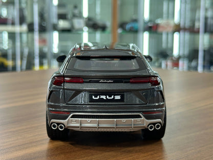 1/18 Diecast Lamborghini Urus Grey Bburago Scale Model Car