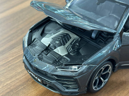1/18 Diecast Lamborghini Urus Grey Bburago Scale Model Car