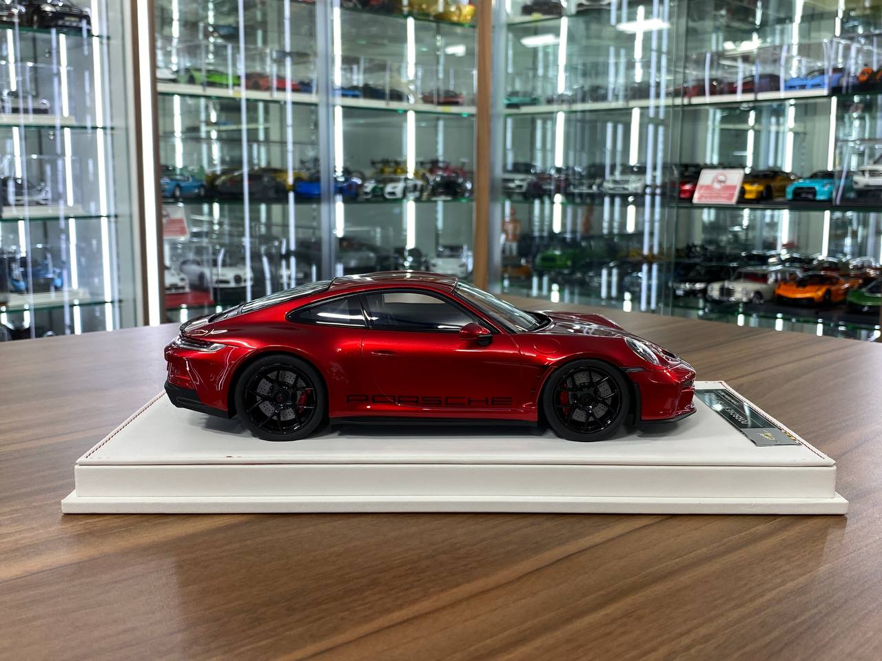 1/18 Resin Porsche 911 S/T (992) by Ivy Models in Metallic Red/ Black – Limited 15 pcs