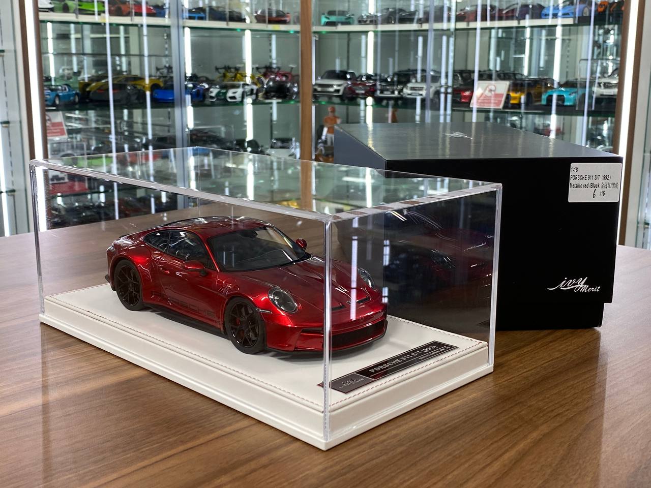 1/18 Resin Porsche 911 S/T (992) by Ivy Models in Metallic Red/ Black – Limited 15 pcs
