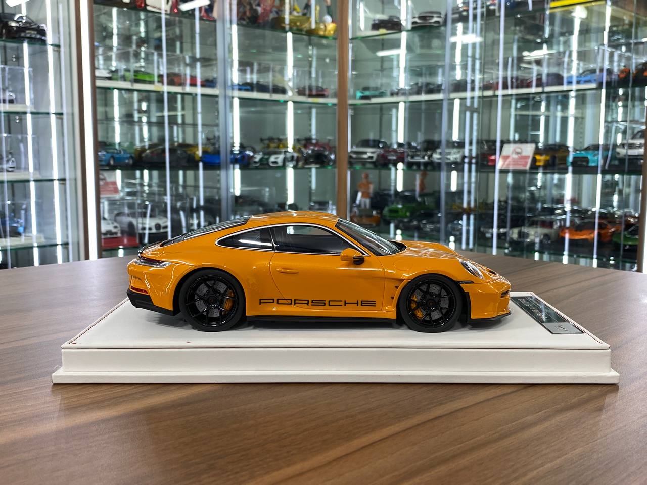 1/18 Resin Porsche 911 S/T (992) by Ivy Models in Orange/ Black – Limited 20 pcs