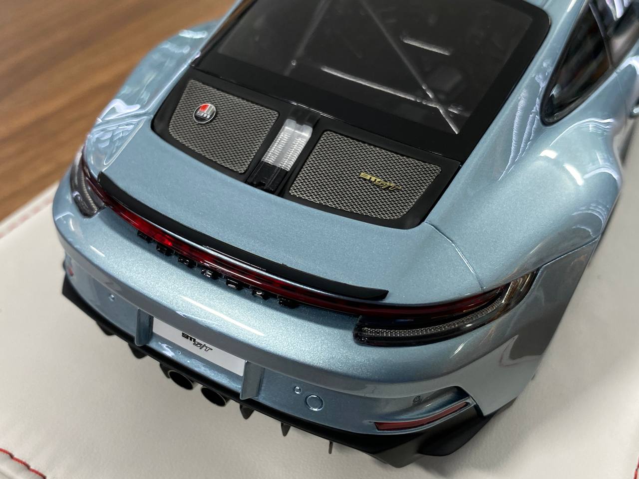 1/18 Resin Porsche 911 S/T (992) by Ivy Models in Ice Blue / Silver – Limited 15 pcs