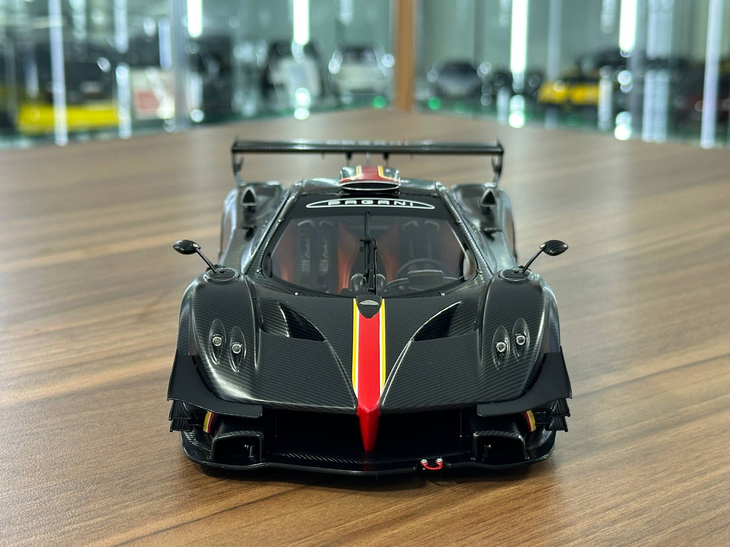 1/18 Diecast Pagani Zonda Revolucian – Black Carbon Fiber – AutoArt – Limited Edition