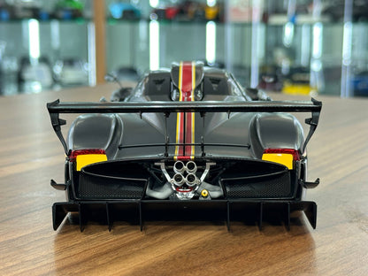 1/18 Diecast Pagani Zonda Revolucian – Black Carbon Fiber – AutoArt – Limited Edition