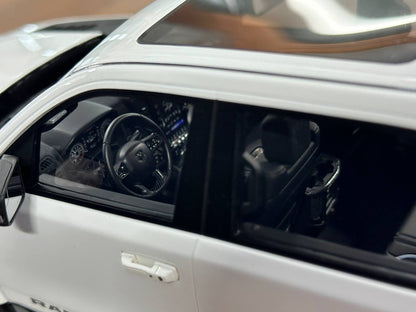 Exclusive 1/18 Dodge Ram TRX 1500 [White] – Limited Edition (40 pcs)