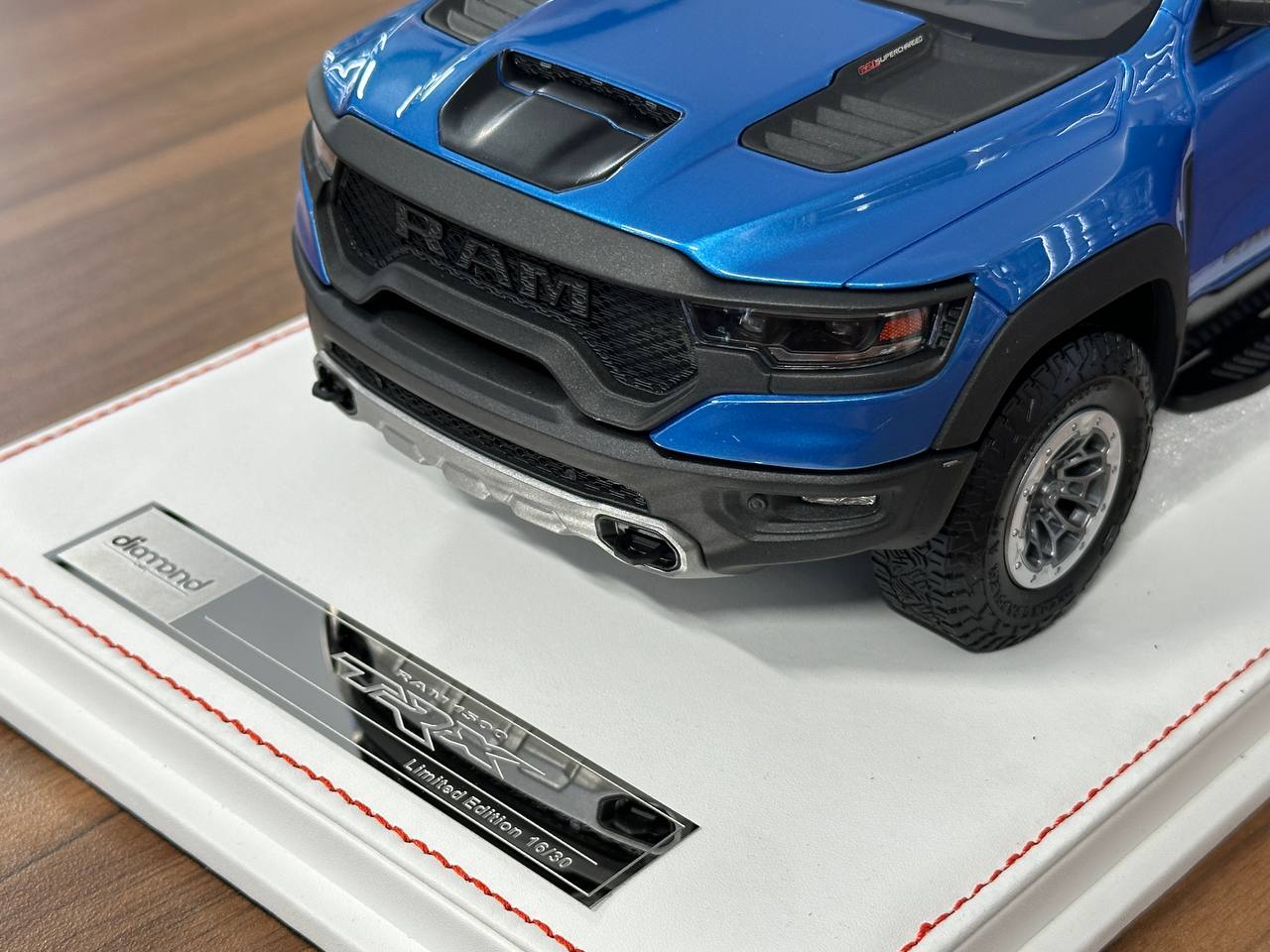 Exclusive 1/18 Dodge Ram TRX 1500 [Blue] – Limited Edition (40 pcs)