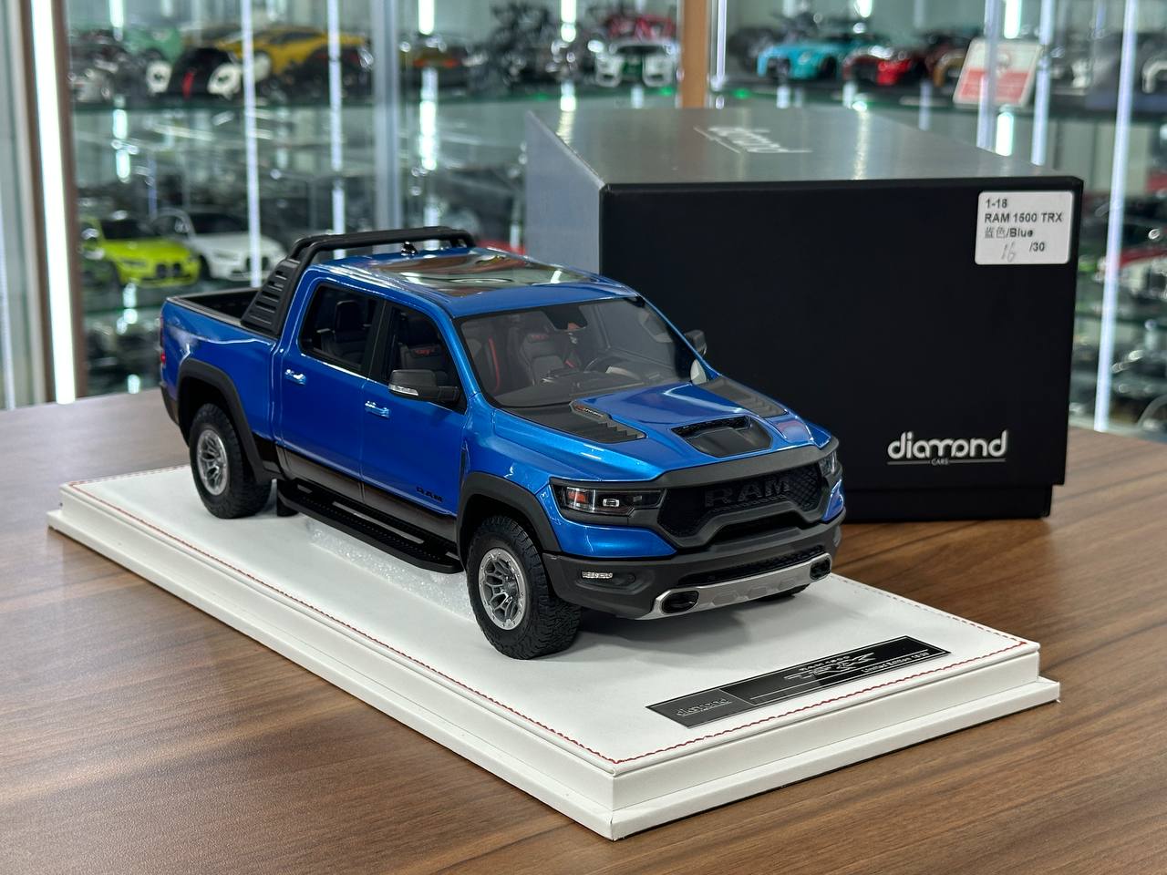 Exclusive 1/18 Dodge Ram TRX 1500 [Blue] – Limited Edition (40 pcs)