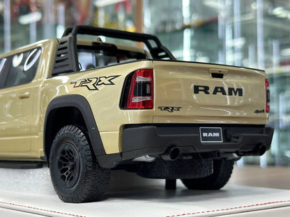 Exclusive 1/18 Dodge Ram TRX 1500 [Sand] – Limited Edition (40 pcs)