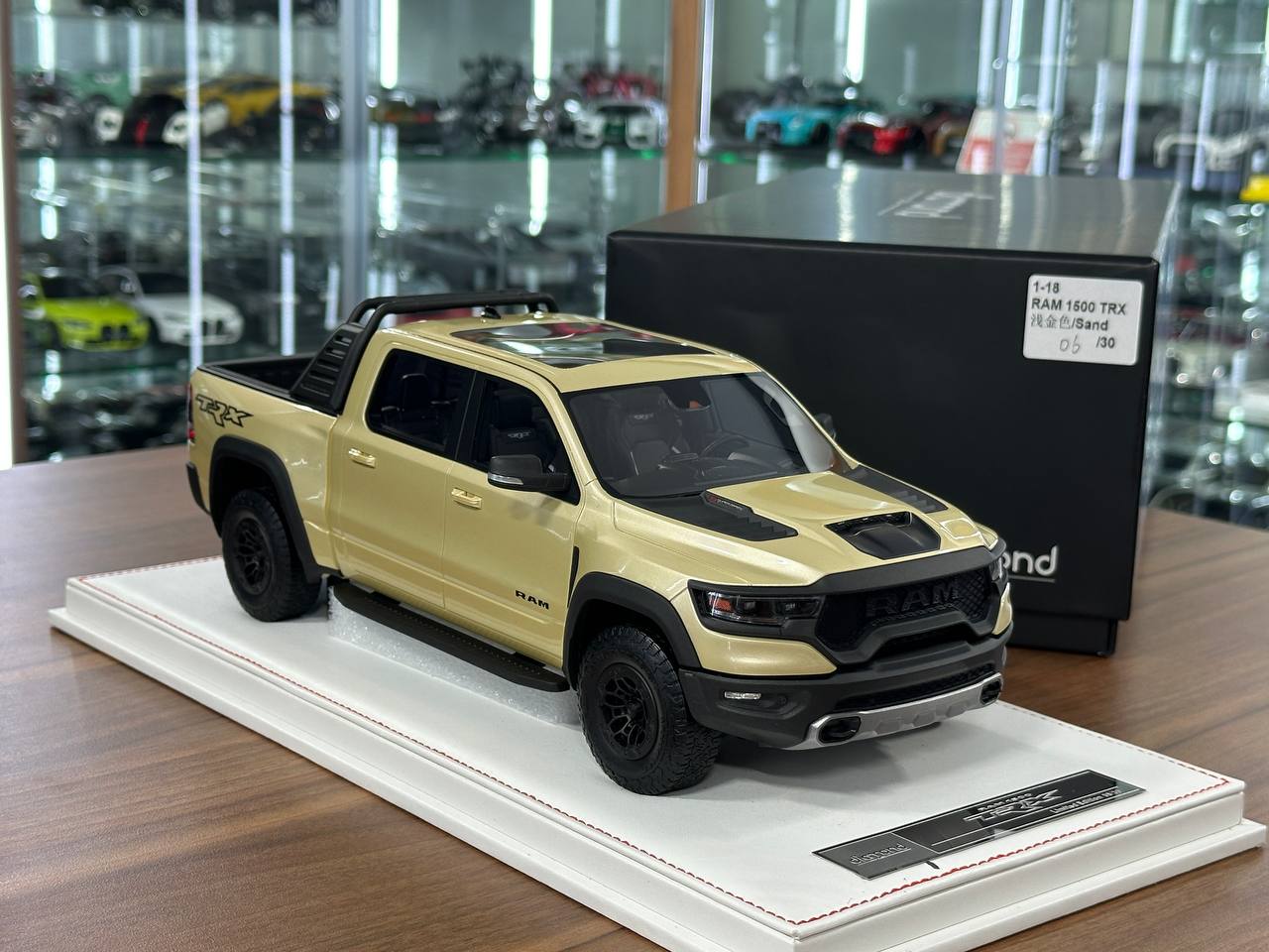 Exclusive 1/18 Dodge Ram TRX 1500 [Sand] – Limited Edition (40 pcs)