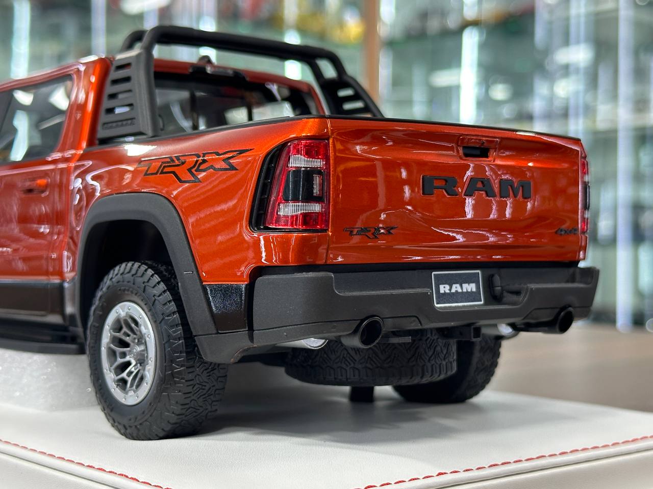 Exclusive 1/18 Dodge Ram TRX 1500[Bronze] – Limited Edition (40 pcs)