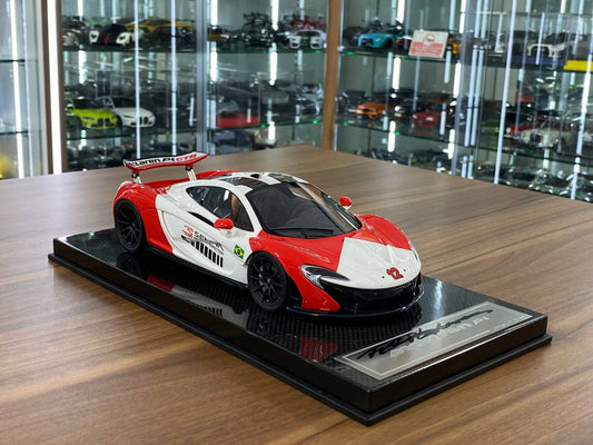Dino Models McLaren P1 #12 – Signed by Frank Stephenson (Marlboro, 1:18 Resin, Limited to 20 pcs)