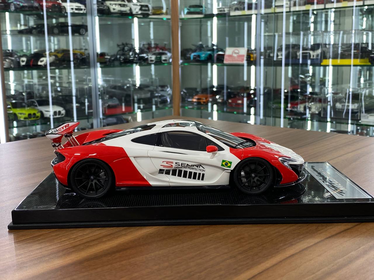 Dino Models McLaren P1 #12 – Signed by Frank Stephenson (Marlboro, 1:18 Resin, Limited to 20 pcs)