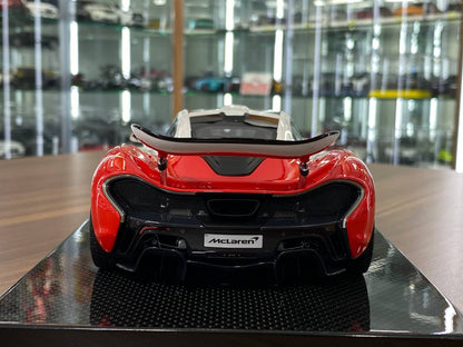 Dino Models McLaren P1 #12 – Signed by Frank Stephenson (Marlboro, 1:18 Resin, Limited to 20 pcs)
