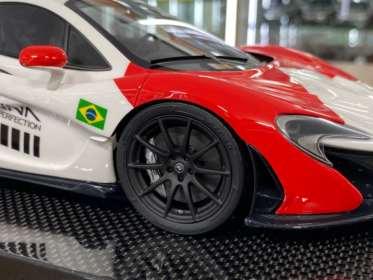 Dino Models McLaren P1 #12 – Signed by Frank Stephenson (Marlboro, 1:18 Resin, Limited to 20 pcs)