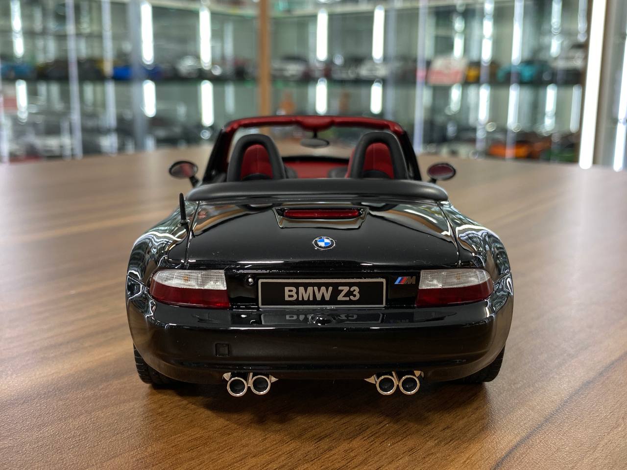 1/18 Resin OttO Mobile BMW Z3 M Roadster Black – Limited 2000pcs
