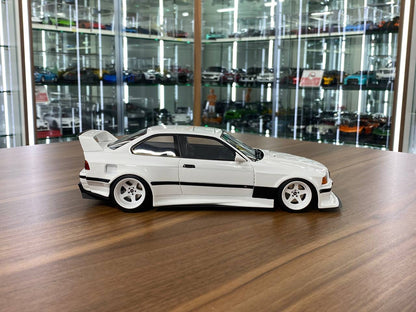 1/18 Resin OttO Mobile BMW E36 Khyzyl Saleem White – Limited 3000pcs