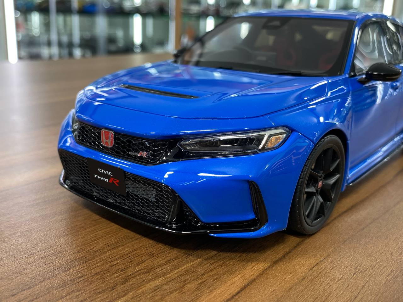 1/18 Resin Honda Civic Type R by OttO Mobile in Blue – Limited 999pcs