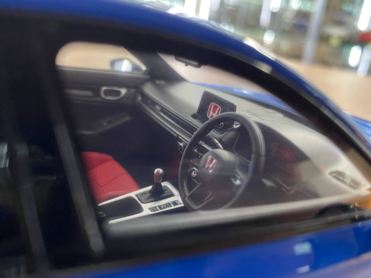 1/18 Resin Honda Civic Type R by OttO Mobile in Blue – Limited 999pcs