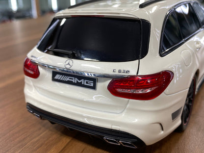 1:18 Resin GT Spirit Mercedes-Benz AMG C63s (S205) T-Modell 2015 – White (Limited to 1000 pcs)