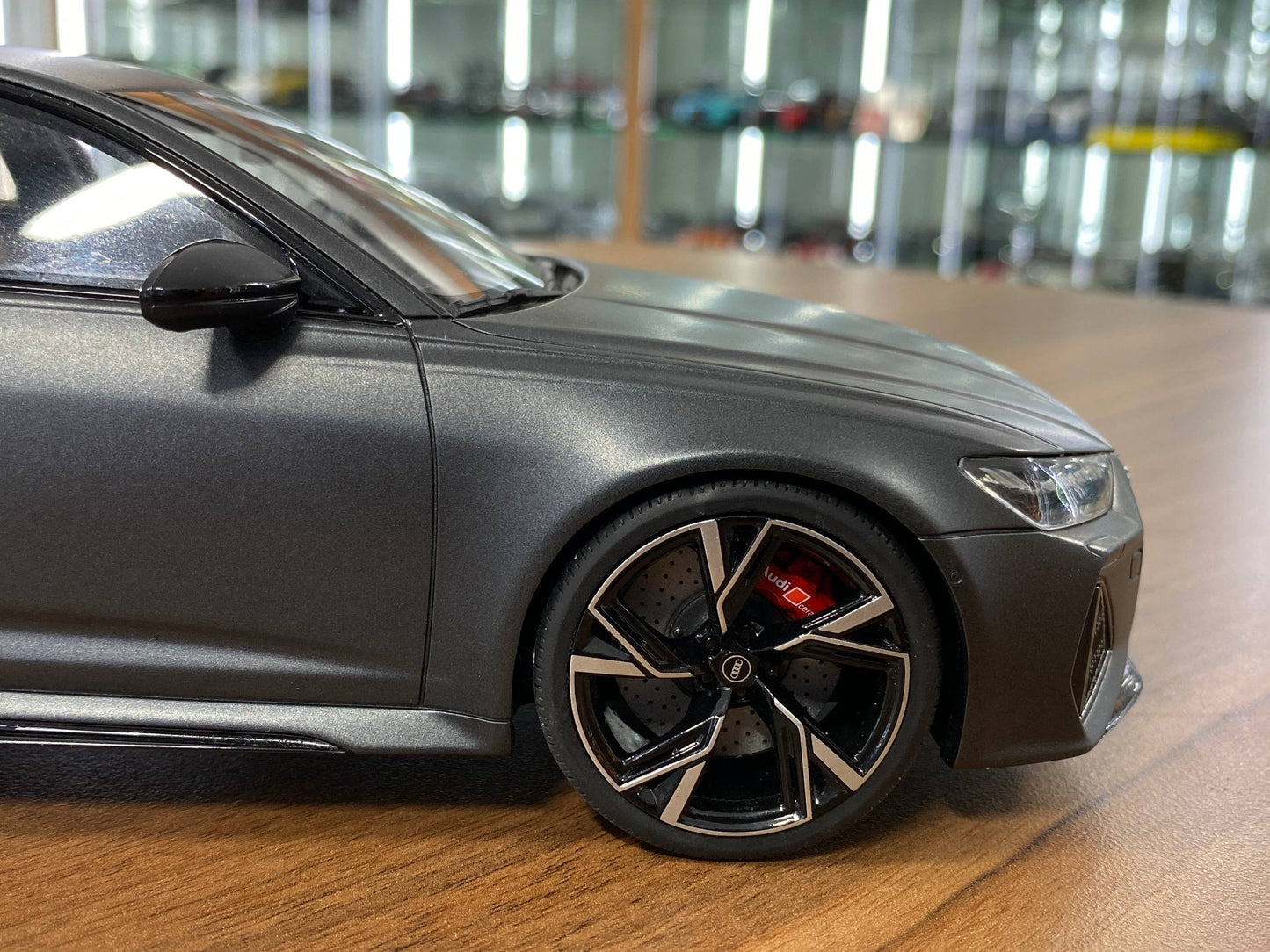 1:18 Resin GT Spirit Audi RS6 Avant Sport – Matt Grey ( Limited to 1999 pcs)