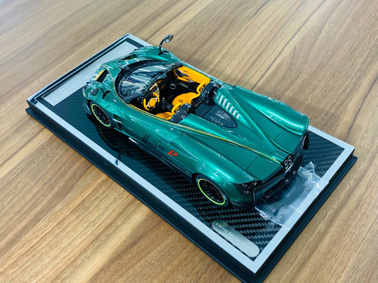 Limited Edition YY Model Pagani Huayra BC Resin Model - Blue | 1/18 Scale