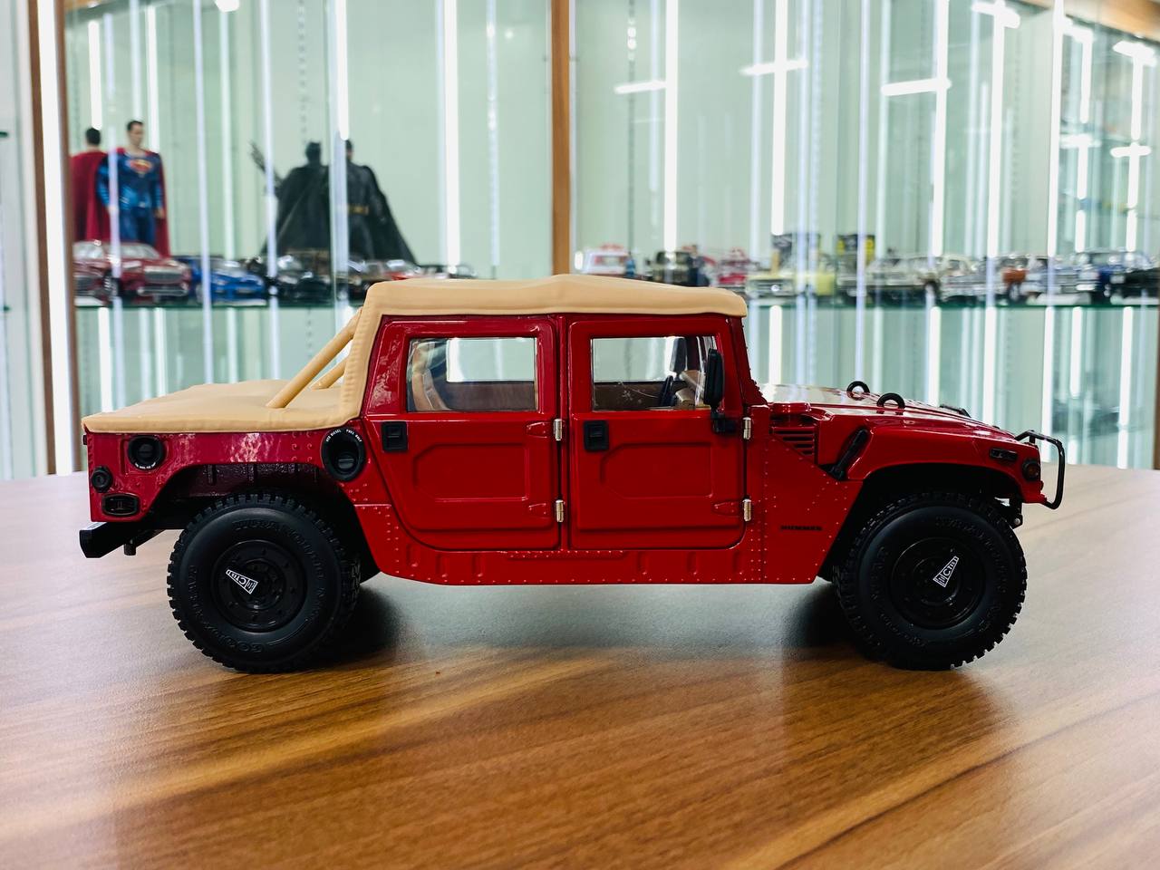 Exoto ThunderTrac 1995 AM General Humvee Hummer H1 Soft Top Diecast - Red | 1/18 Scale