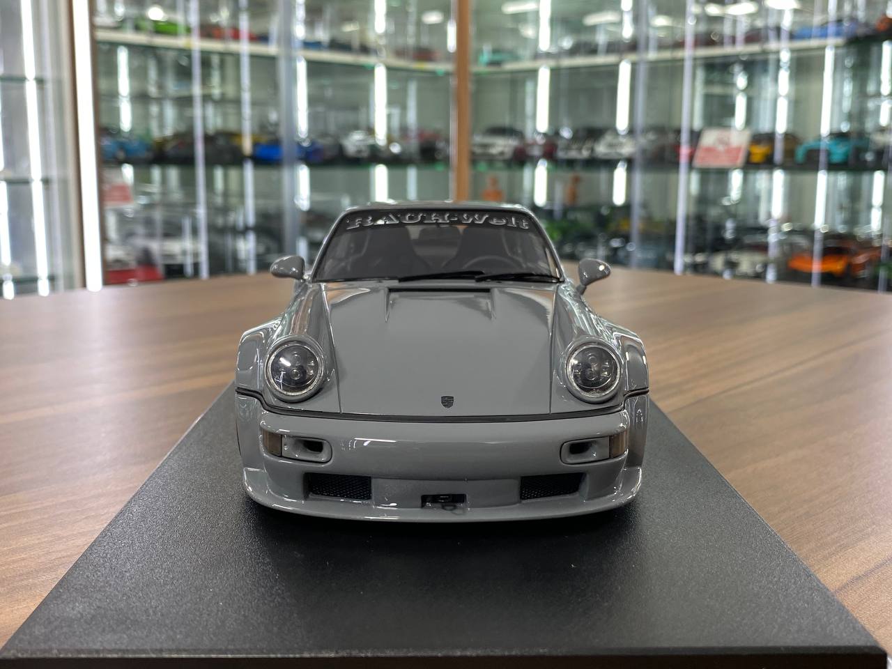 1/18 Resin Porsche 911 (964) RWB Jonsibal 2015 GT Spirit Grey – Limited Edition