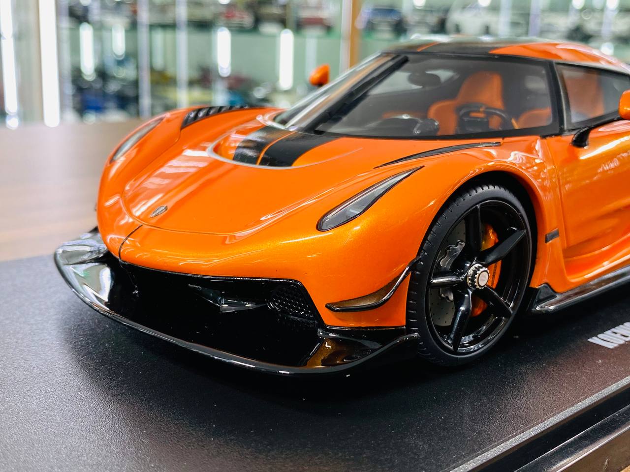1/18 Resin Model - GT Spirit Koenigsegg Jesko ATTACK in Orange