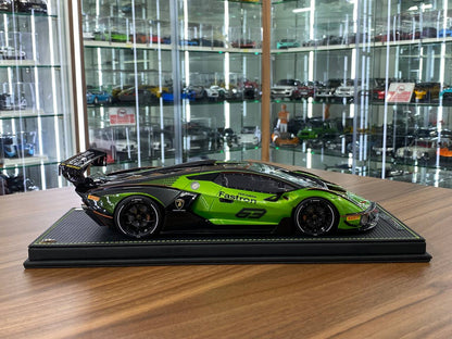 1/18 Resin Lamborghini Essenza #63 Green by MR Collection