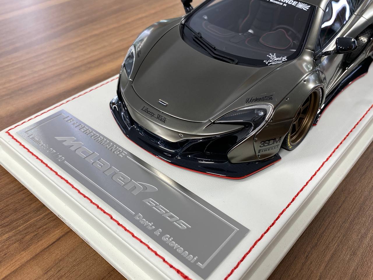 1/18 Resin McLaren 650S Dark Chrome Titanium – Davis & Giovanni Limited 10