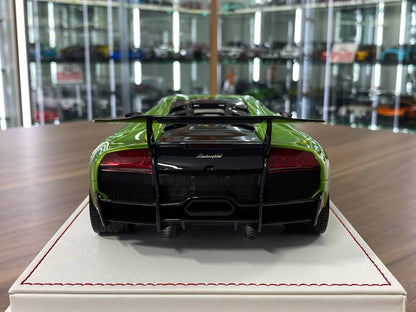 1/18 Resin Lamborghini Murciélago LP 670-4 SV Verde Dorado / White Interior – Davis & Giovanni Limited 10