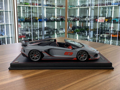 1/18 Resin Lamborghini Centenario Roadster Argento Centenario (Blue) – MR Collection Limited 199