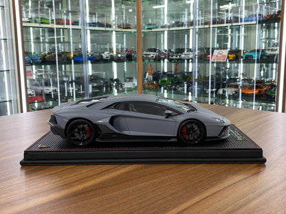 1/18 Resin MR Collection Models Lamborghini Aventador ULTIMATE Grigio Acheso