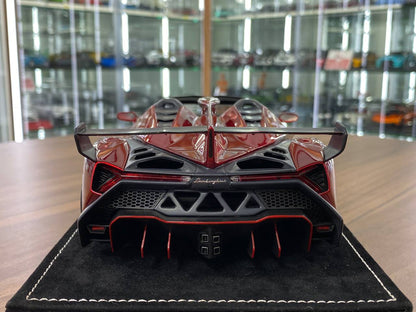 1/18 Resin Lamborghini Veneno Rosso Veneno – MR Collection Limited 299 pcs