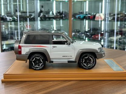 Nissan Patrol Y61 Super Safari 1-Door – ARES Model (White, 1:18 Resin, Limited 50 pcs)