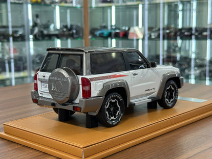Nissan Patrol Y61 Super Safari 1-Door – ARES Model (White, 1:18 Resin, Limited 50 pcs)