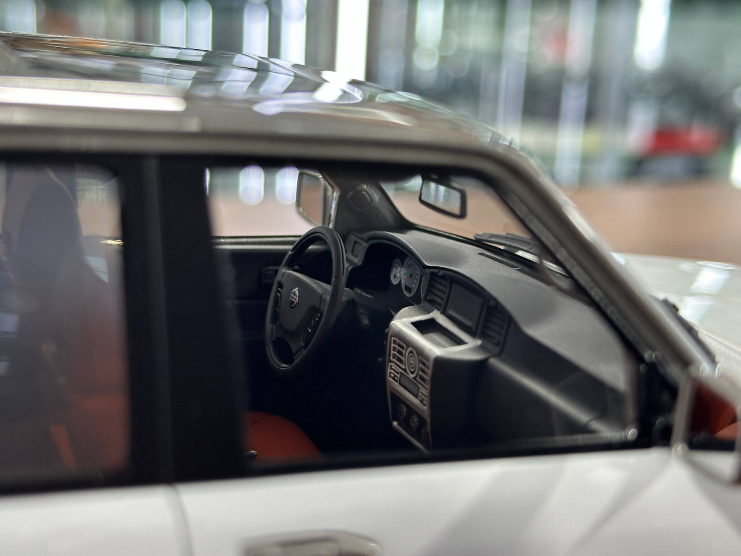 Nissan Patrol Y61 Super Safari 1-Door – ARES Model (White, 1:18 Resin, Limited 50 pcs)