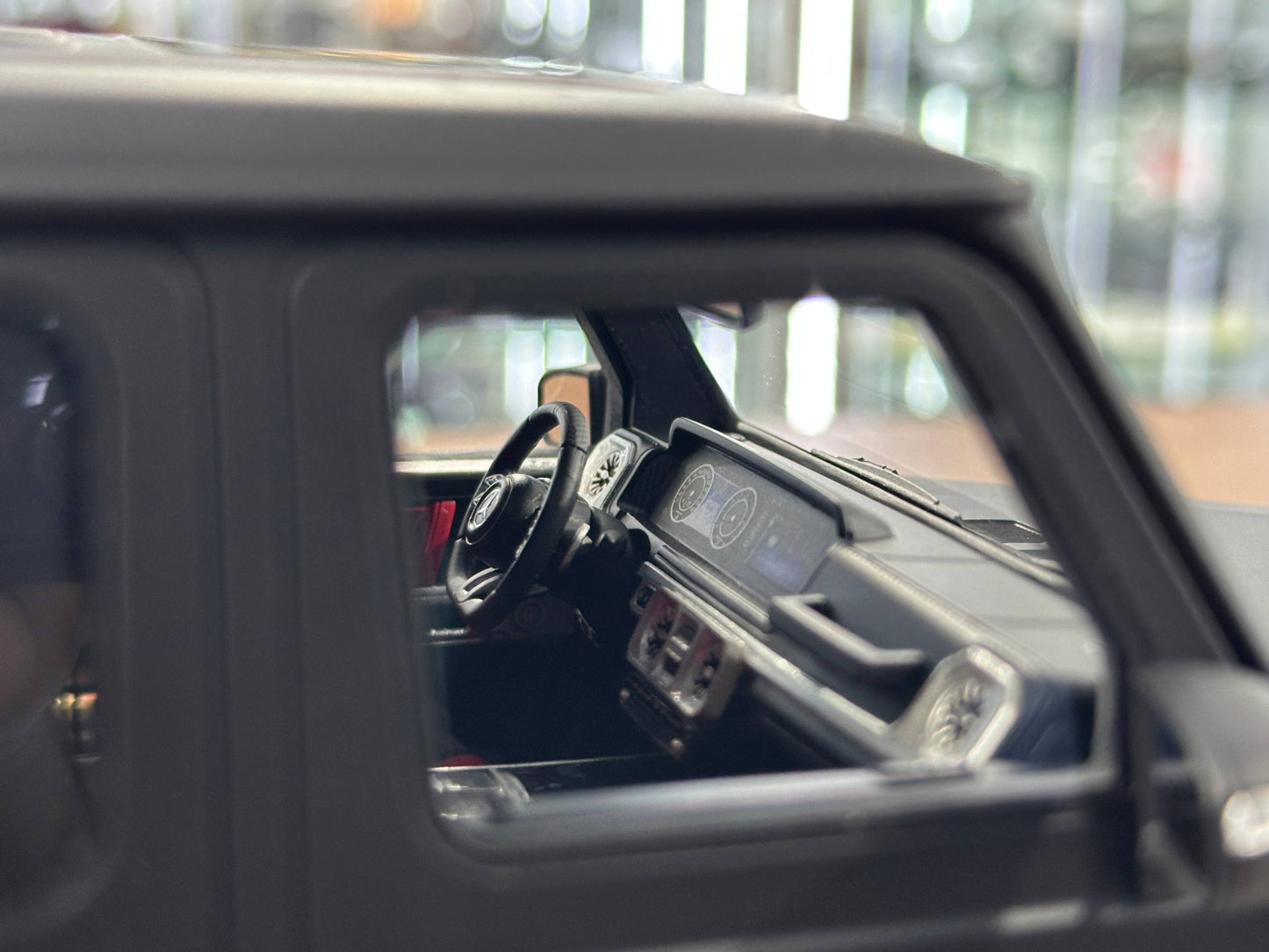 1/18 Resin Mercedes-Benz AMG G63 (2025) – SE Models (Night Black Magno Matte, Limited 10 pcs)