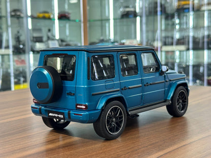 1/18 Diecast Mercedes-Benz AMG G63 (2025) | NZG Dealer Edition