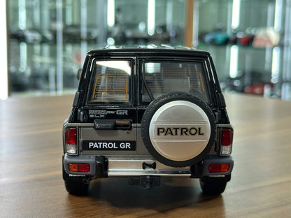 1/18 Nissan Patrol GR Y60 Black model car by OTTO