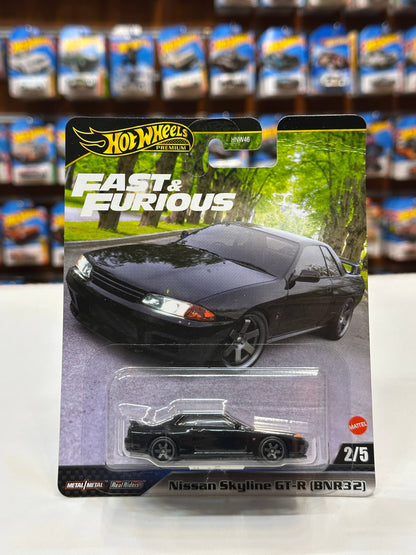 Nissan Skyline GT-R (BNR32)  (1/64 Diecast)
