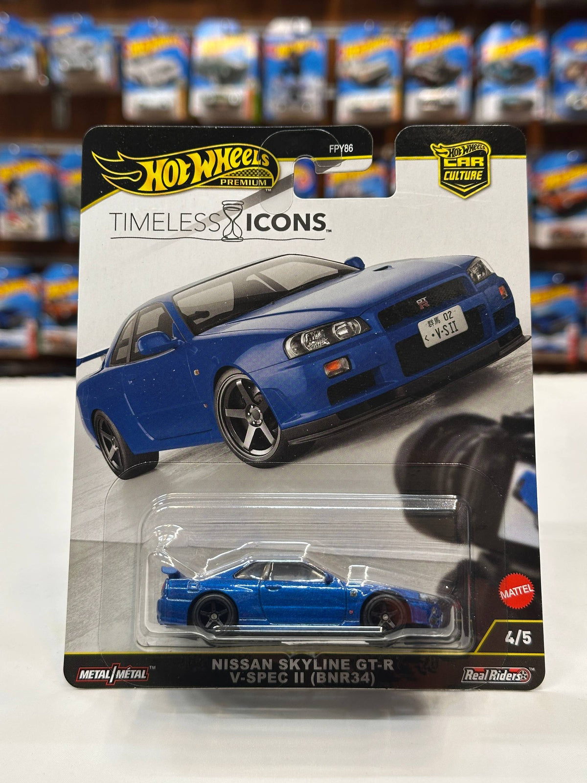 1/64 HotWheels Timeless Icon Nissan Skyline GT-R V-Spec II (BNR34)